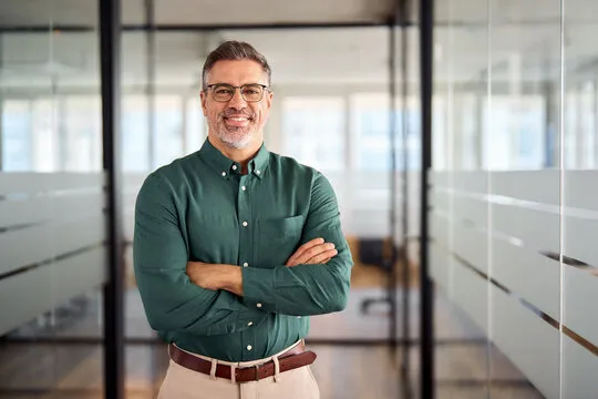 客服与合规支持